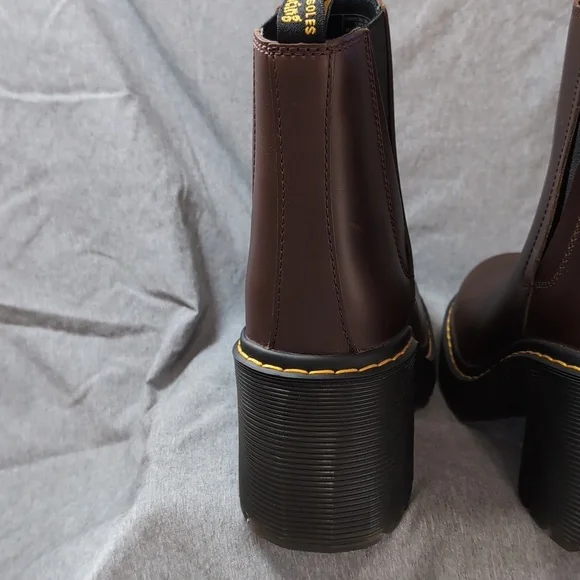 Women Size 10 Dr Martens Spence Pull Up Leather Flared Heel Chelsea Brown Boots